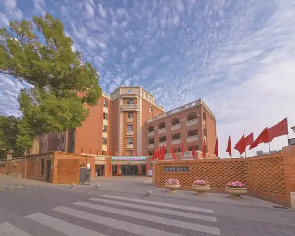 喜讯福州高级中学荣膺福建省第二届省级文明校园称号