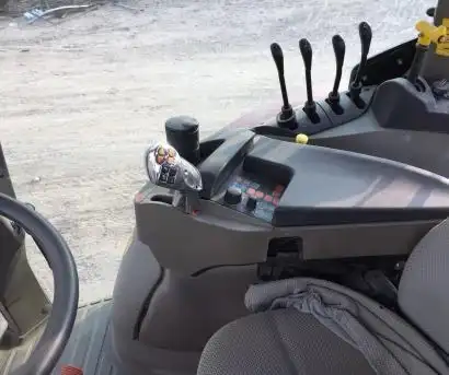 凯斯puma195拖拉机