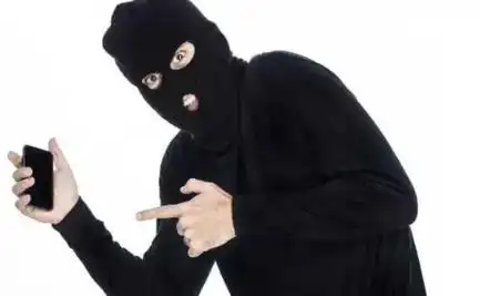 小偷进屋偷吃过期食品死了谁负责-发现小偷偷东西能打他吗-业百科