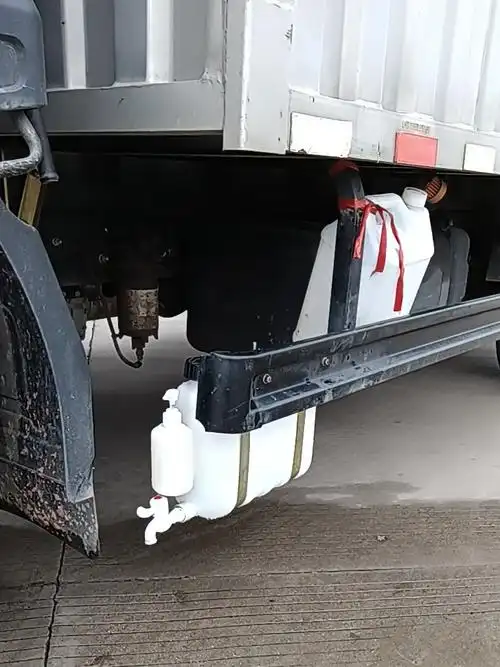 轻卡车载洗手水箱带洗手液壶储水箱微型货车都可安装司机洗手神器