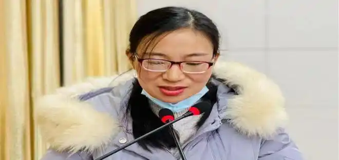 商城县达权店高中隆重召开高一期中考试总结暨表彰大会