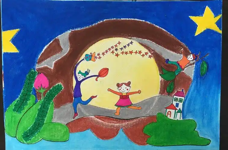 其它 绘童真童趣活动分为命题简笔画和自由创意绘画.