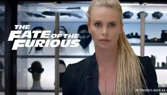 塞弗对多米尼克暧昧的话语和动作 让两人关系成为《速度与激情8》最大