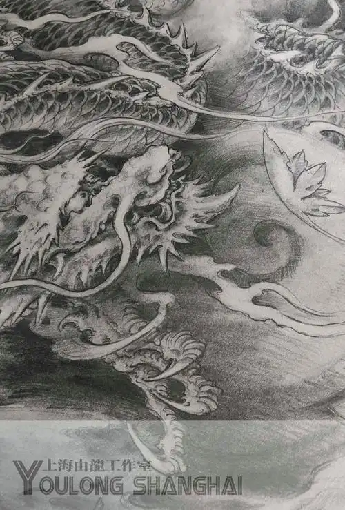 龙图素描手稿——由龙