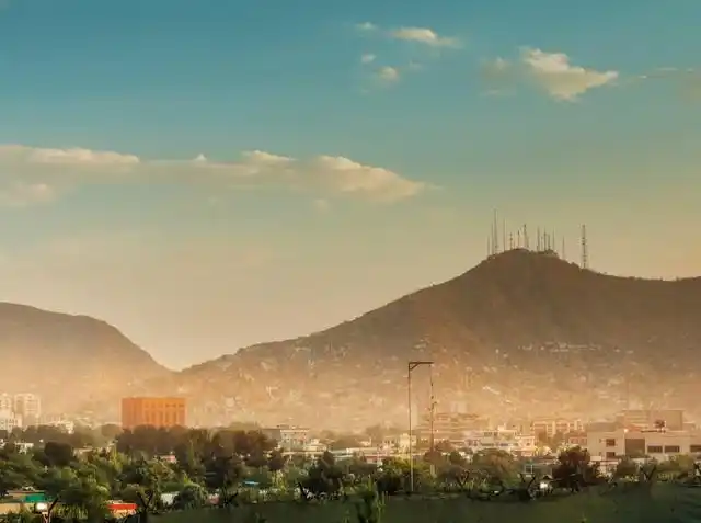 喀布尔城市风貌,阿富汗首都,一座饱受战争摧残的城市