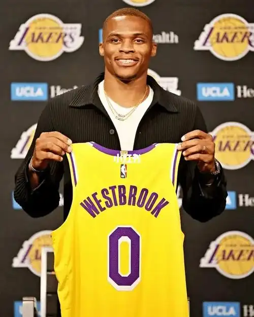 威少加盟湖人队总冠军这不全都是探囊取物