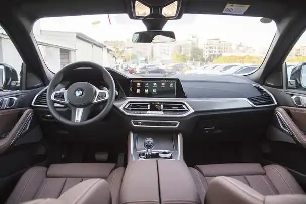 69万元|新车|内饰|选装|宝马x6|四驱系统|新能源汽车|8at变速箱_网易