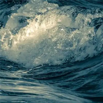 大海自然风景头像唯美高清汹涌的海浪图片