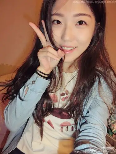 neo女友mint李静媛暗指紫色水离子前女友queentt刘桐是绿茶婊