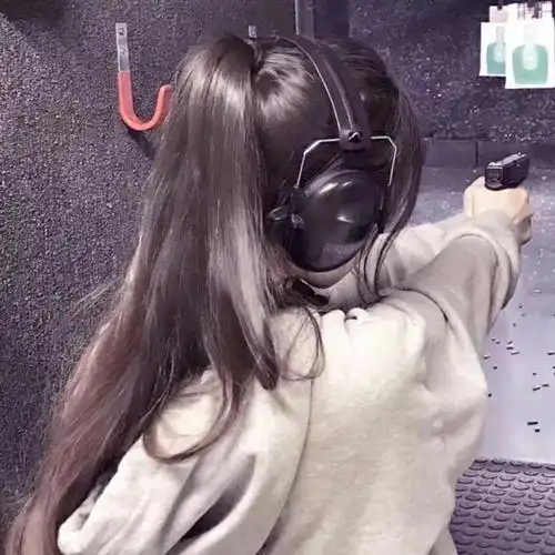 丧系耳机控女生高清头像