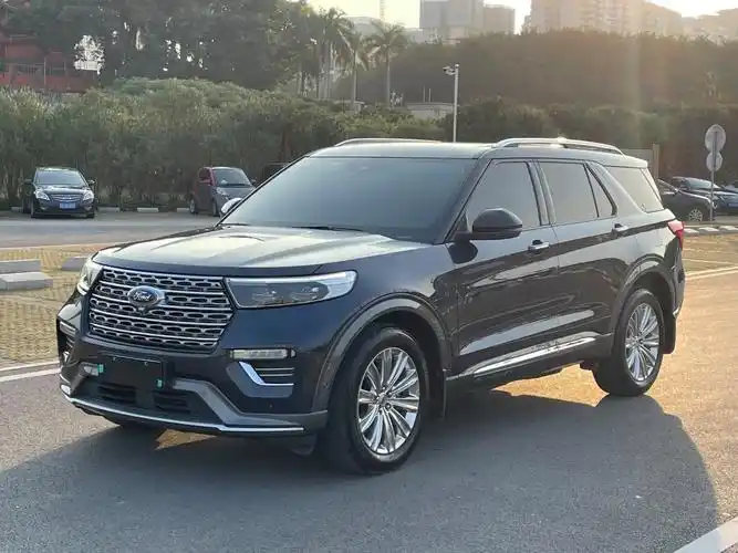 福特 探险者  2023款 ecoboost 285 四驱钛金版 6座图片