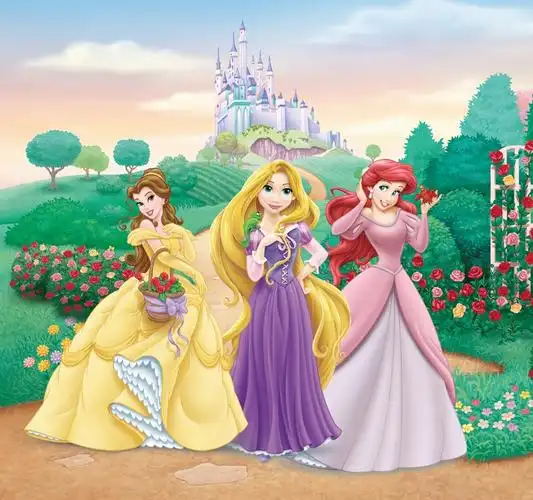 迪士尼卡通人物---- 花园城堡前的三位公主