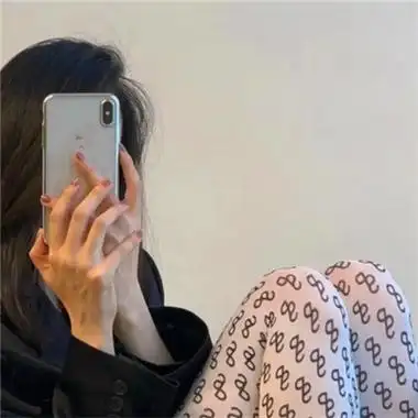 高清清纯女生图片清新头像(精选24张)-非主流之家