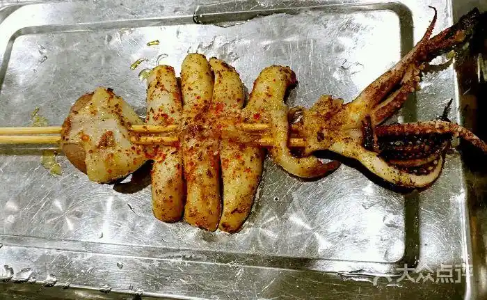 小杨龙虾烧烤广场大鱿鱼图片 - 第25张