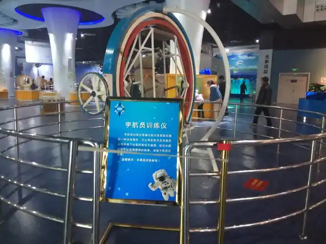 p data-id="gnx15opxg4">宁夏科技馆1988年10月成立并对外开放,全馆