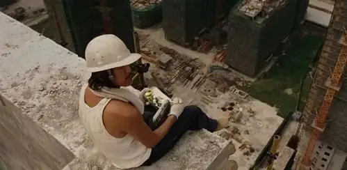 以后,工地搬砖也是技术活