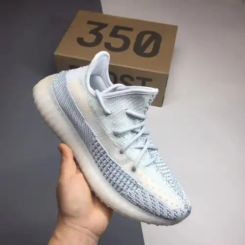 【阿迪达斯椰子鞋】冰蓝天使 阿迪达斯adidas yeezy boost 350 v2