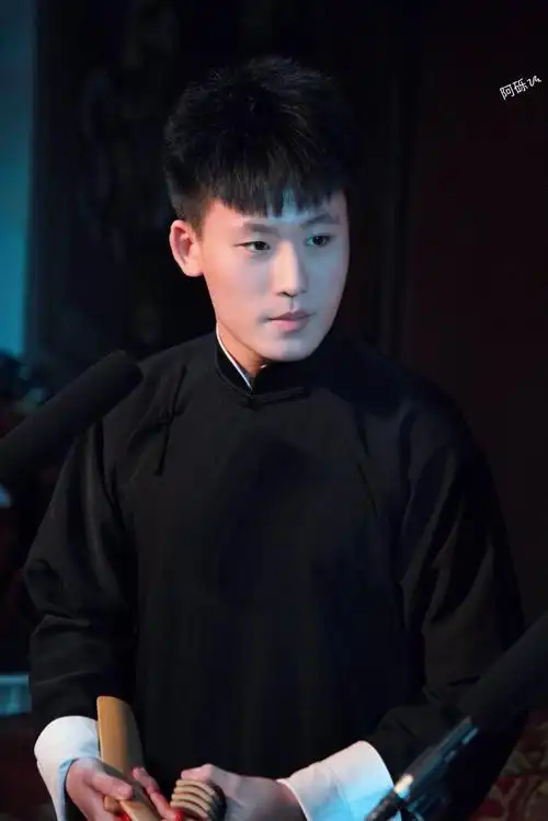 郎昊辰 #德云一队 #德云社郎昊辰 愿日子干净,所遇皆是柔情@德云社