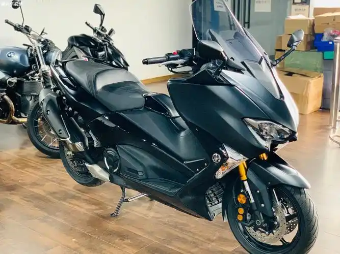 《北京速度驿站》正规大贸 全新 京b一手 2021年9月上牌 雅马哈tmax