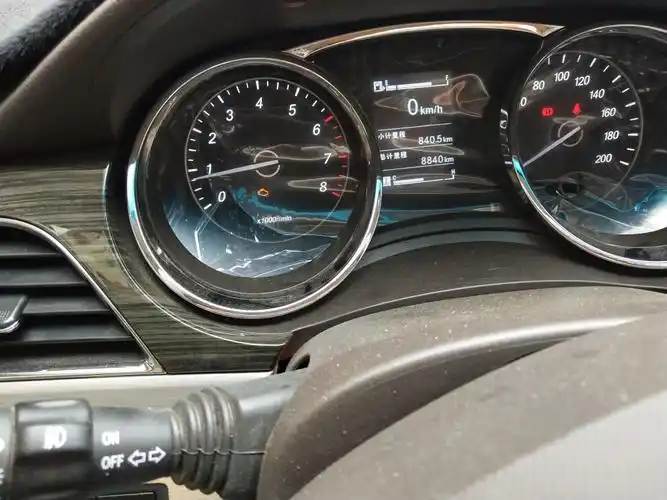 万能的朋友圈宝骏730启动后发动机黄色显示,是什么_宝骏_宝骏730