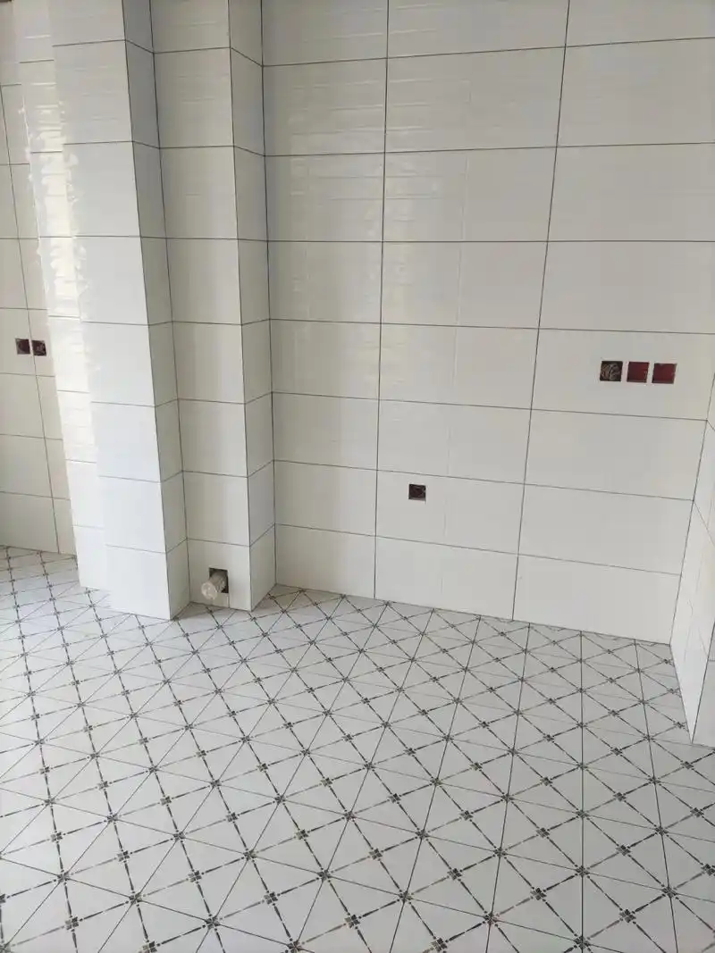 不会变色的白色美缝,持久恒白!没错了,是我想要的!白色瓷砖就 - 抖音