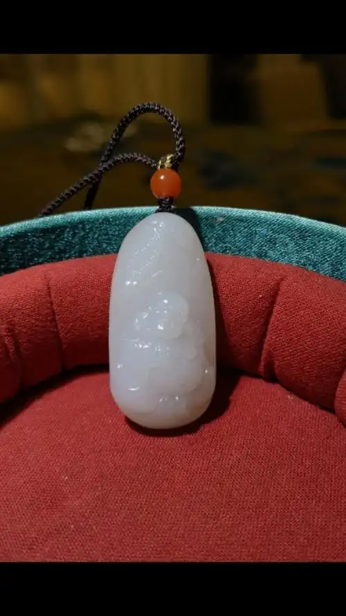 和田玉新疆籽料佛牌平安牌