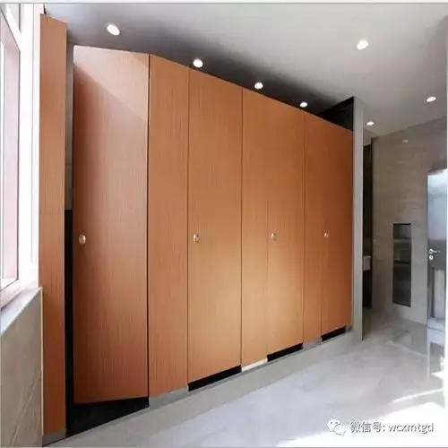 首选 - 卫生间隔断_富美家品牌_高档铝蜂窝板隔断_公共厕所隔断-深圳