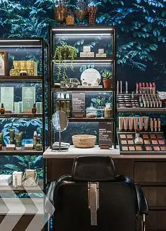 空间/陈列设计-花瓣网|陪你做生活的设计师 | 简约木质教育企业文化墙