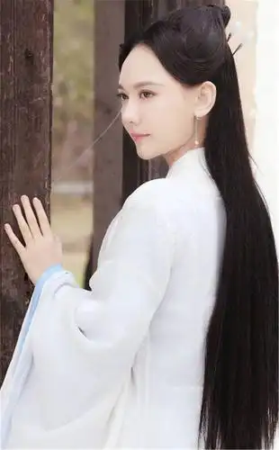 孙骁骁出演白素贞很仙,却因造型模仿杨幂的"白浅"被喷!