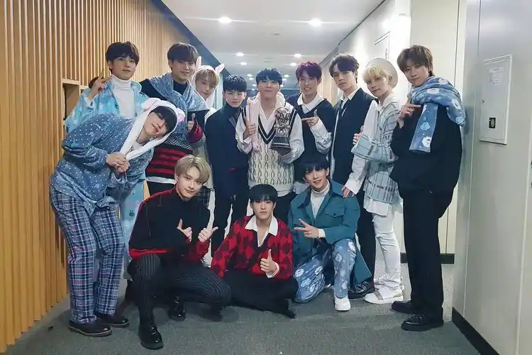 你有哪些seventeen的团照