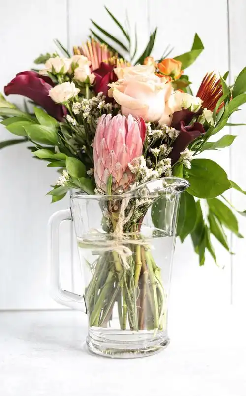 水培鲜花插花图片水培鲜花插花图片大全