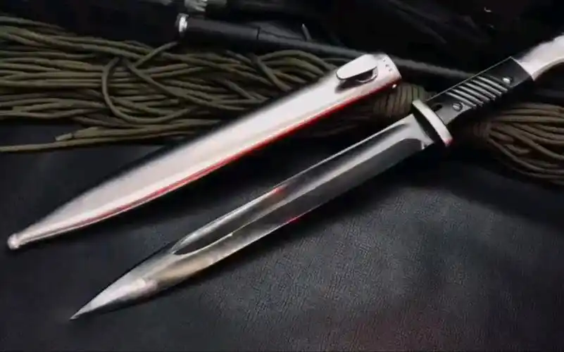 经典是如此的漂亮,二战德军98k刺刀,难能可贵的居然还能刀鞘对号