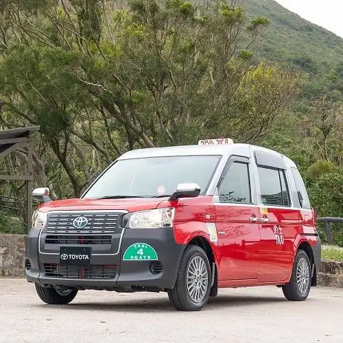 丰田toyota toyota comfort hybrid lpg taxi (房车saloon)