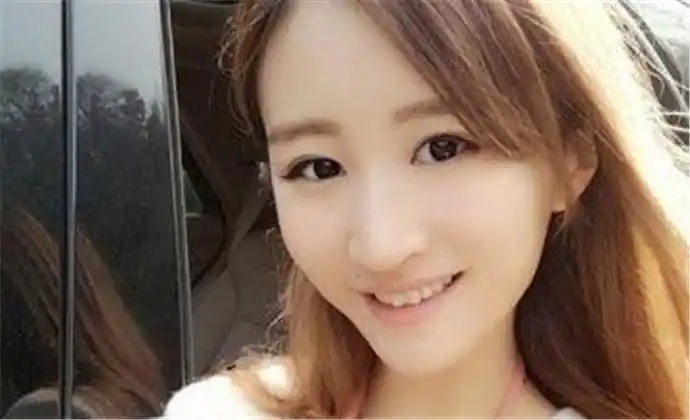 任嘉伦是男主角,而聂欢饰演的是冷月,虽然两个人并没有多少对手戏