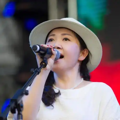 非常时期,听侃侃轻唱流年