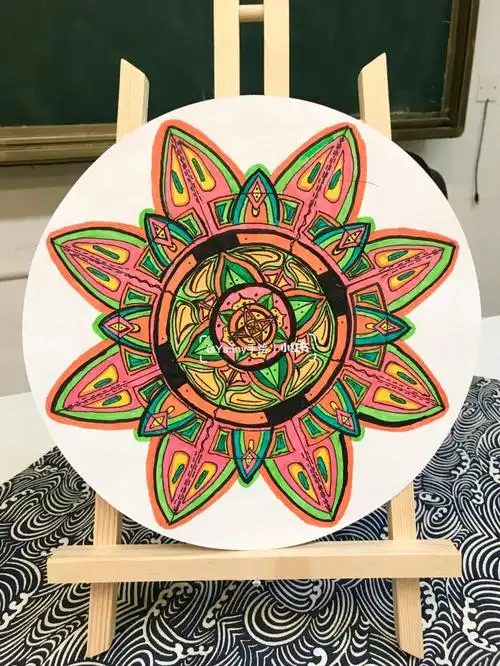 原创图案曼陀罗绘画手稿涂色完成上步骤图