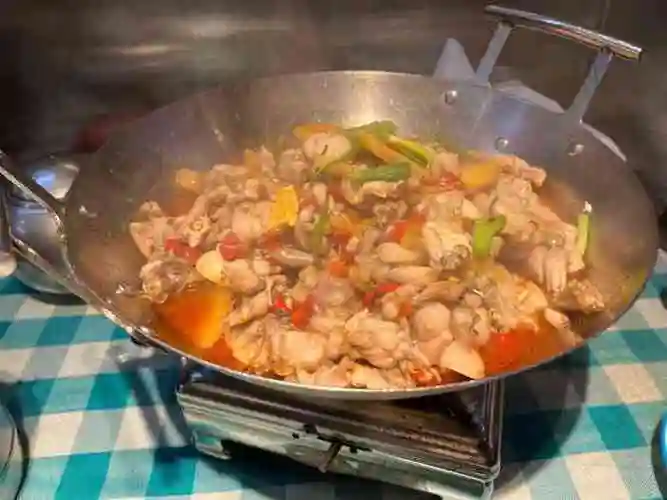 昱龙大盆牛蛙馆(三兴街总店)-"这个店铺还是我读中学的时候来过,有快