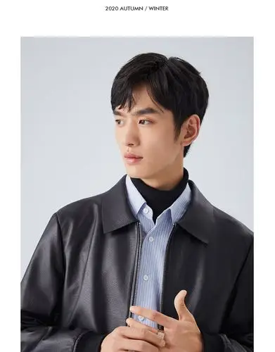 太平鸟男装绵羊皮真皮皮衣翻领商务皮衣外套男休闲夹克荔枝皮纹路