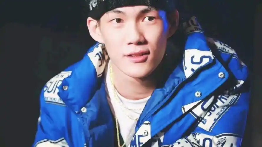 贝贝李京泽未发布demo《原谅我昨晚不小心梦到了你》