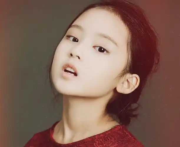 被誉为"小刘亦菲"的张婉儿,网友称她像个老戏骨!