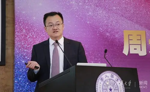 杜江峰  清华新闻网 资料图寻找粒子物理标准模型之外的新粒子,对物理