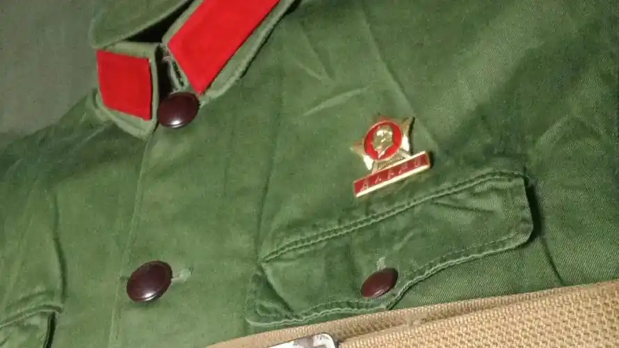 一代红色经典——65式军服及其改进型展示