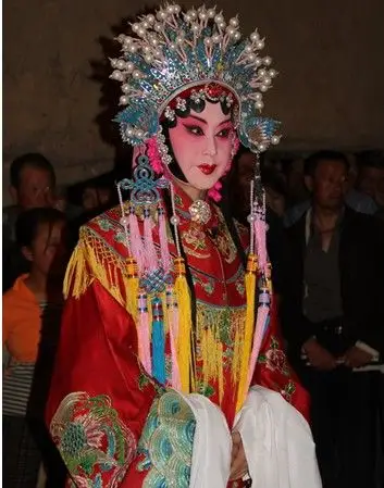 玉门油田秦腔自乐班演出《四贤册》