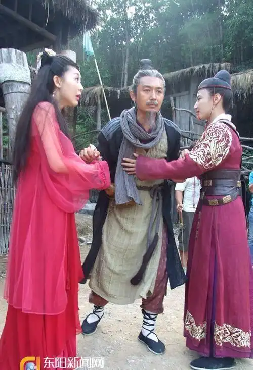 电影《千龙爪》8月18日在横店开机,是由戴维导演,蒋璐霞,李炎,刘禹希