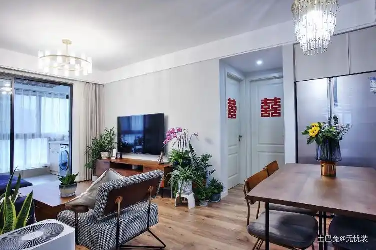 混搭88平婚房装出大三房客厅潮流混搭客厅设计图片赏析