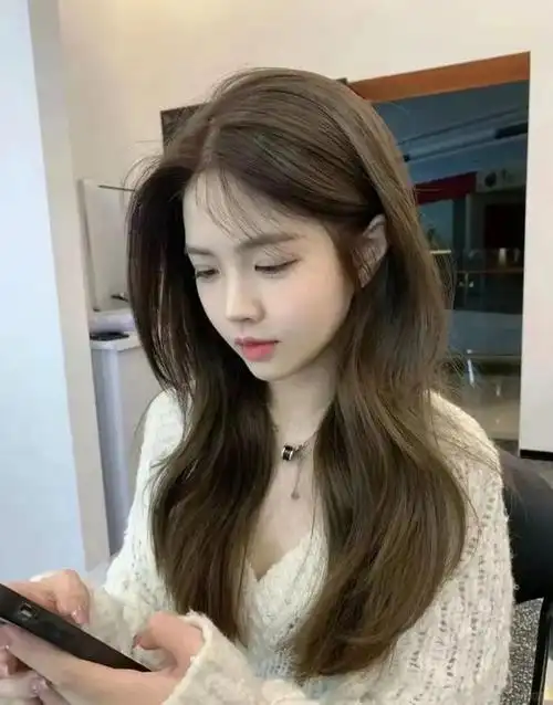 染发整容秋冬这5款发色巨显白巨洋气