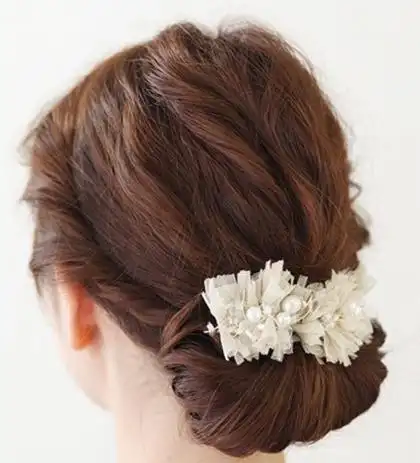 教大家几款盘头发方法简单好看而且气质优雅