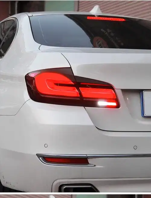 适用于宝马5系尾灯总成1116款f10f18改装21款led后尾灯流水贯穿尾灯