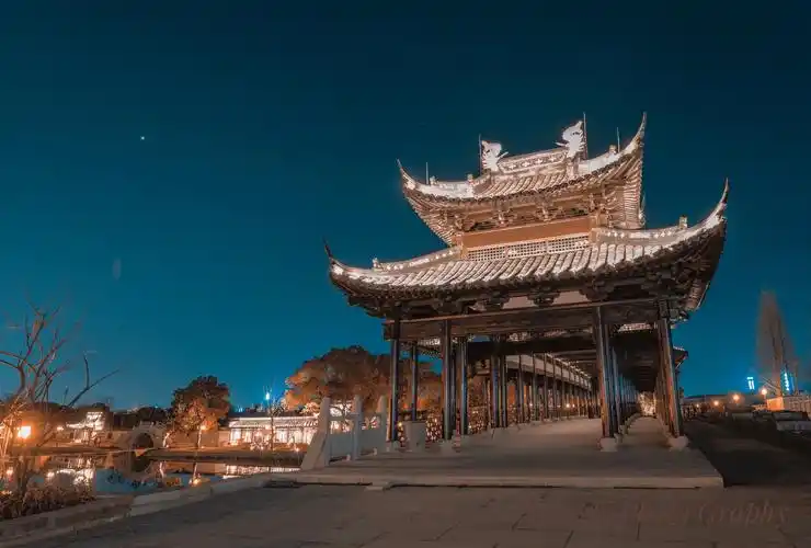 南浔古镇东大门夜景