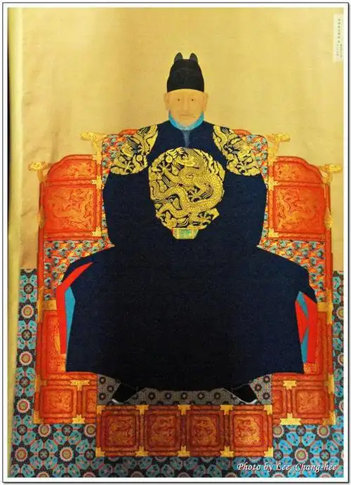 与周边各王国的交聘关系主要以朝贡册封关系维系,特别是朝鲜半岛各国